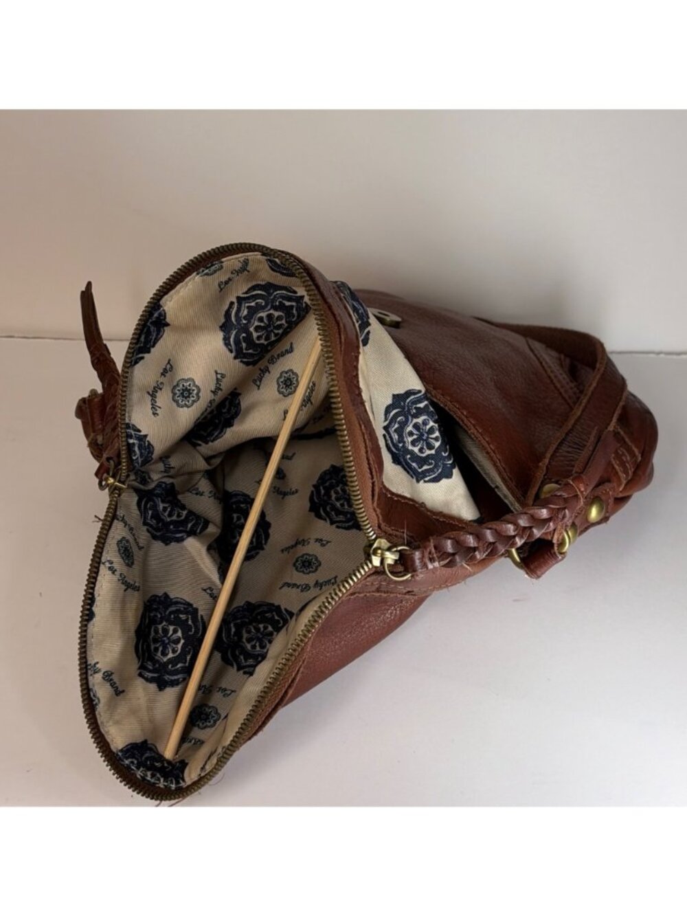 Vintage Lucky Brand Crossbody Shoulder Bag Italian Leather Whipstitch Brown - Picture 11 of 16